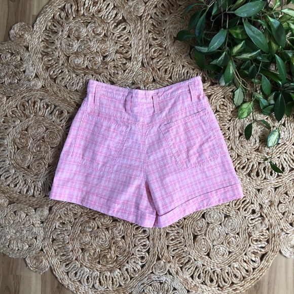 Vintage 90s pink and white plaid shorts 29” waist - Picture 6 of 8